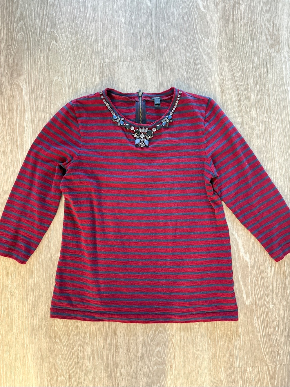 J.Crew Vintage 2013 Jeweled Stripe Knit Top Red Navy 3/4 Sleeve Size Medium